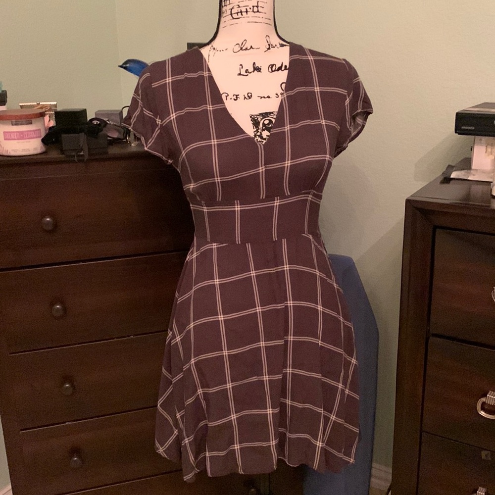 Charlotte Russe Forest Green with White Pen Stripes Short Sleeve Summer Dress
